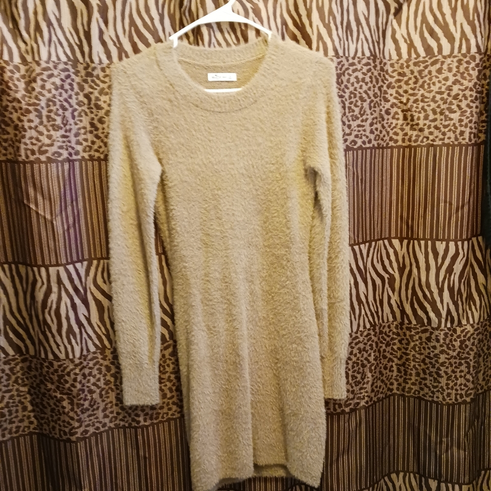 Hollister tan sweater dress in an xs